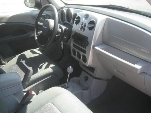 Used 2007 Chrysler PT Cruiser Touring w/ Fleet Value Group I image 19