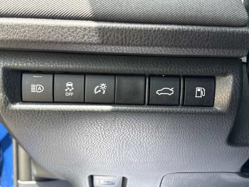 Used 2025 Toyota Camry LE FWD image 26