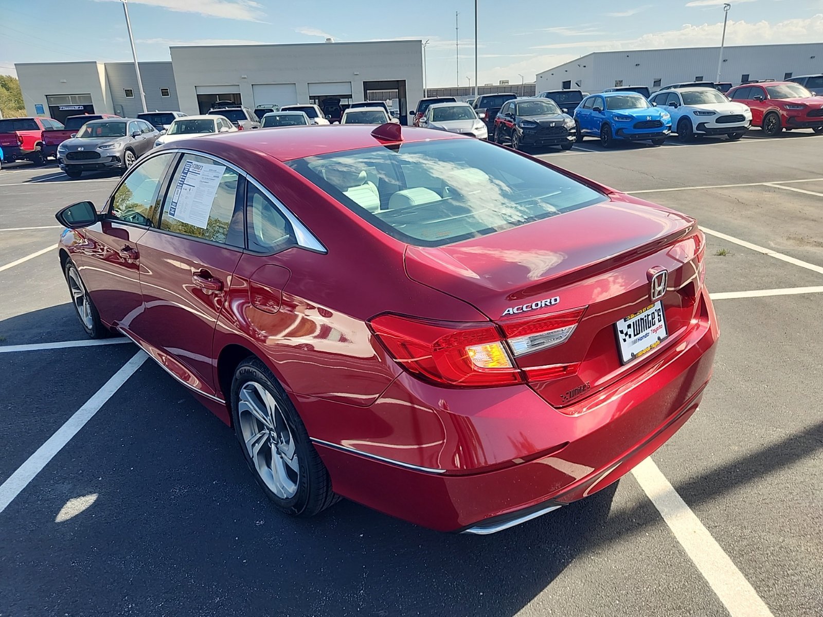 Used 2019 Honda Accord EX image 10