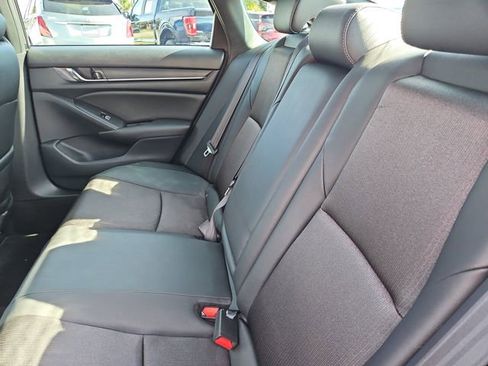 Used 2019 Honda Accord Sport image 12