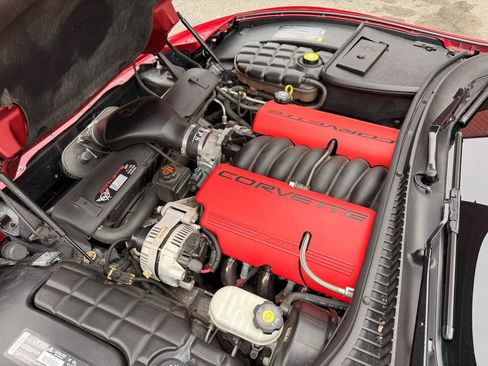 Used 2002 Chevrolet Corvette Coupe w/ Preferred Equipment Group2 image 15