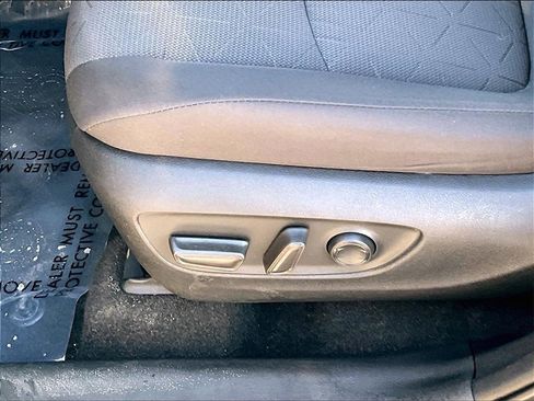 Used 2020 Toyota RAV4 XLE image 34