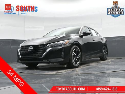 Used 2025 Nissan Sentra SV FWD image 41