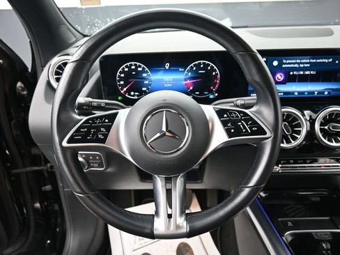 Used 2025 Mercedes-Benz GLA 250 4MATIC image 19