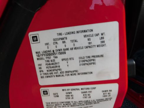 Used 1999 Chevrolet Corvette Coupe w/ Roof Pkg image 8