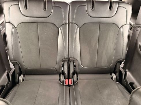 Used 2025 Jeep Grand Cherokee L Laredo RWD image 18