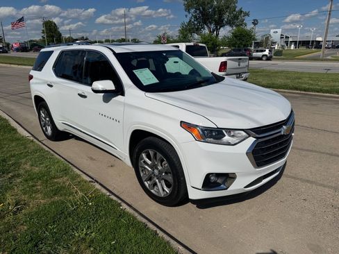 Used 2020 Chevrolet Traverse Premier AWD/4WD image 7
