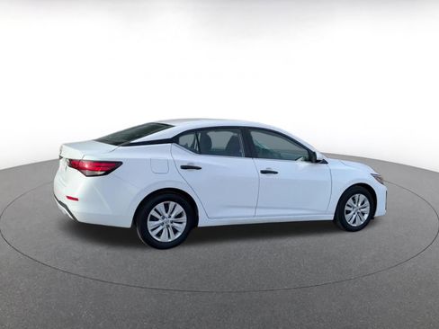 Used 2025 Nissan Sentra S image 15