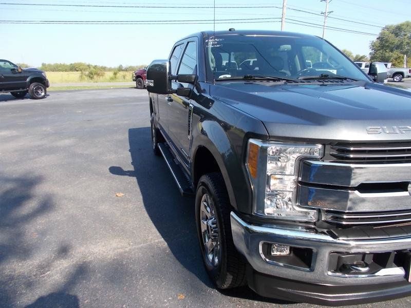 Used 2017 Ford F250 Lariat w/ Chrome Package AWD/4WD image 10