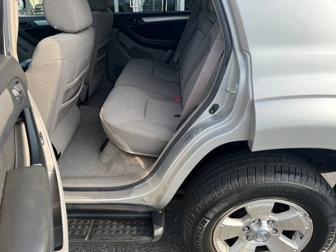 Used 2008 Toyota 4Runner SR5 AWD/4WD image 22