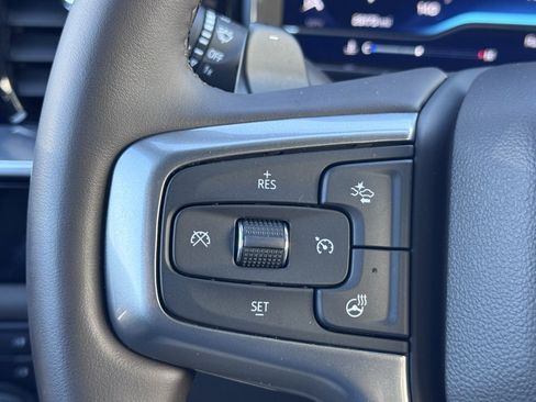 Used 2024 Chevrolet Silverado 1500 LTZ image 8