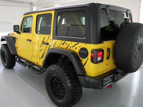 Used 2019 Jeep Wrangler Unlimited Rubicon image 6