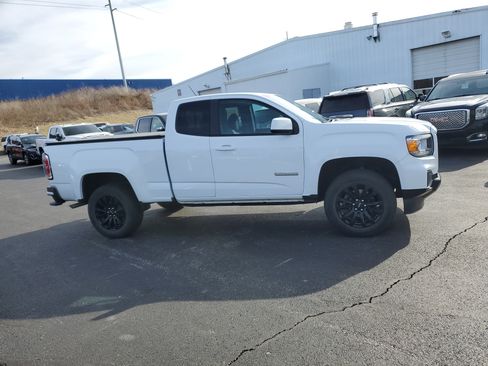 Used 2022 GMC Canyon Elevation image 3