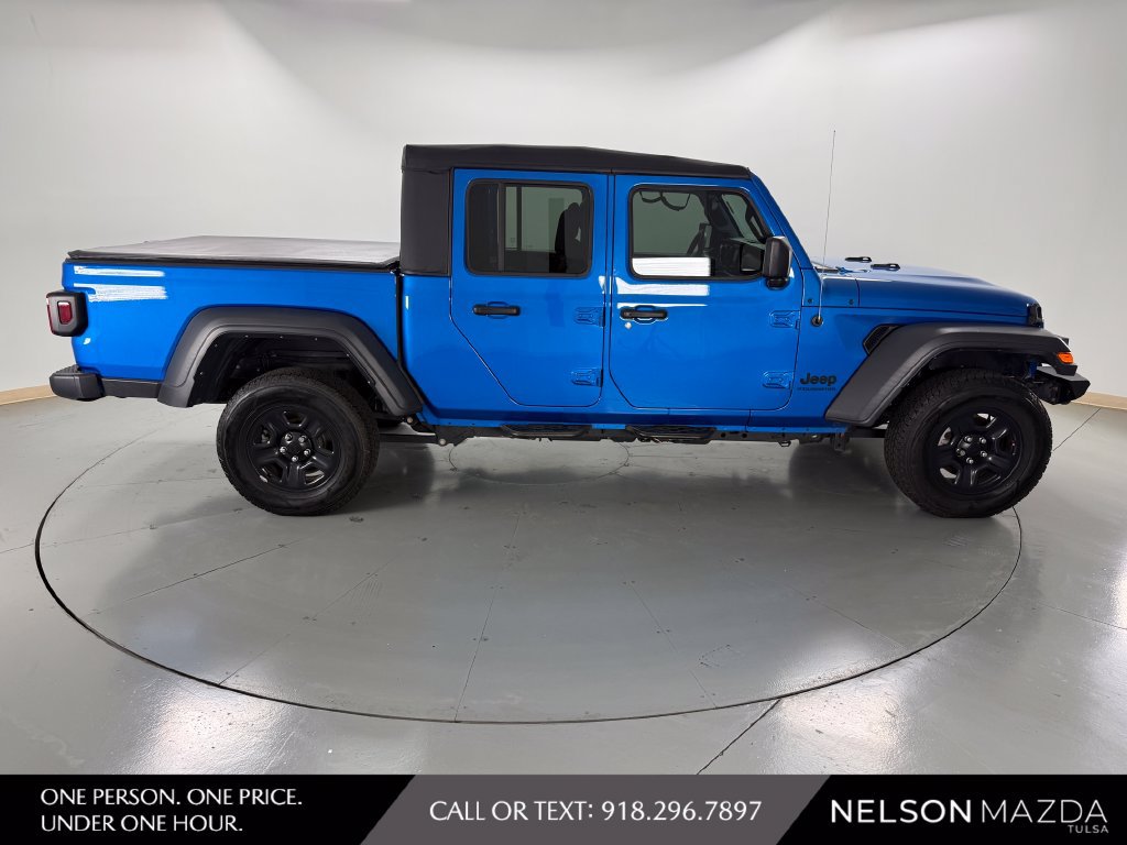Used 2023 Jeep Gladiator Sport AWD/4WD image 5
