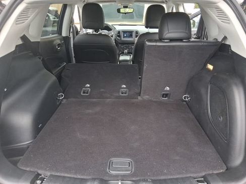 Used 2021 Jeep Compass Latitude w/ Sun and Sound Group AWD/4WD image 24
