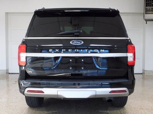 Used 2024 Ford Expedition XLT image 7