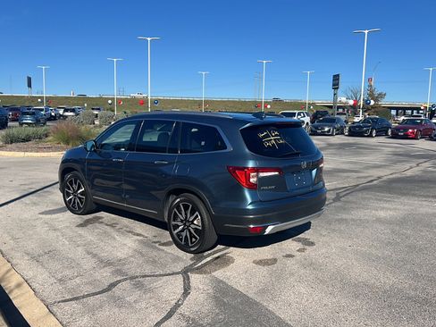 Used 2022 Honda Pilot Touring image 7