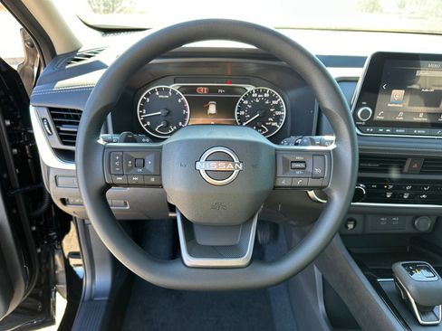 New 2026 Nissan Rogue S image 23