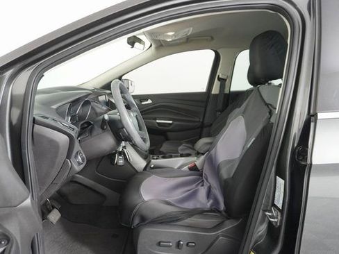 Used 2015 Ford Escape SE w/ Equipment Group 201A image 19