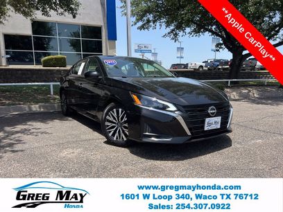 Used 2023 Nissan Altima 2.5 SV