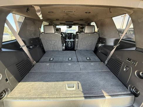 Used 2016 Cadillac Escalade Platinum RWD image 32