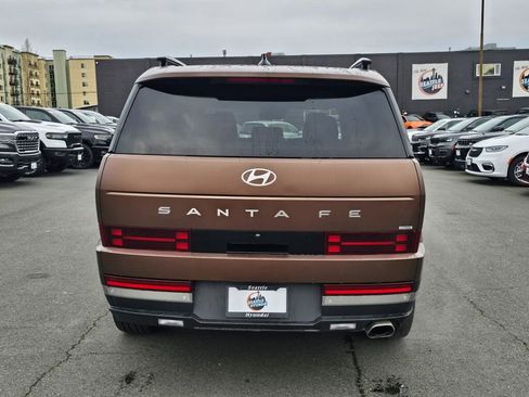 Used 2024 Hyundai Santa Fe Limited image 6