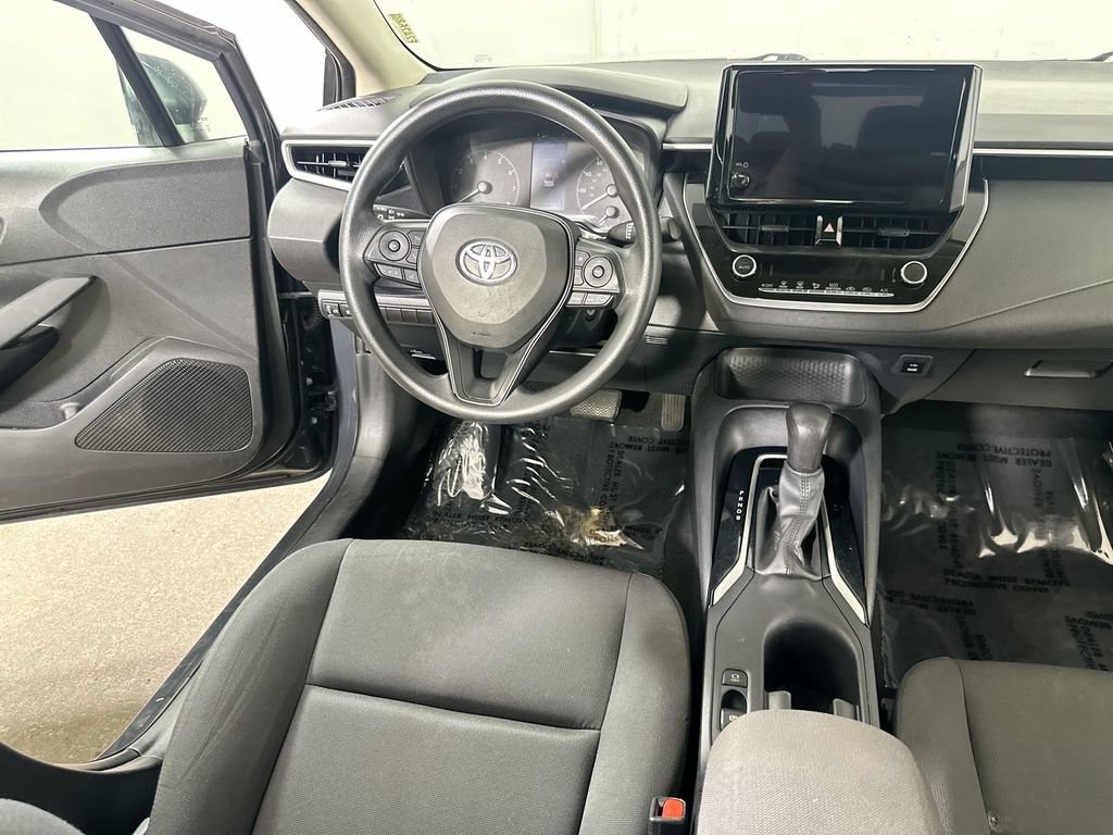 Used 2023 Toyota Corolla LE FWD image 18