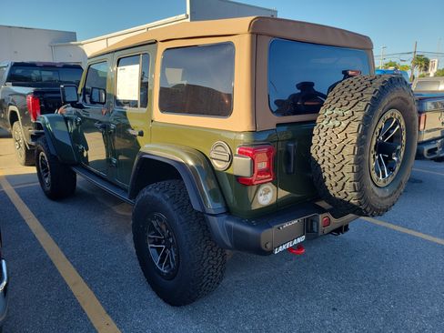 Used 2024 Jeep Wrangler Unlimited Rubicon image 7