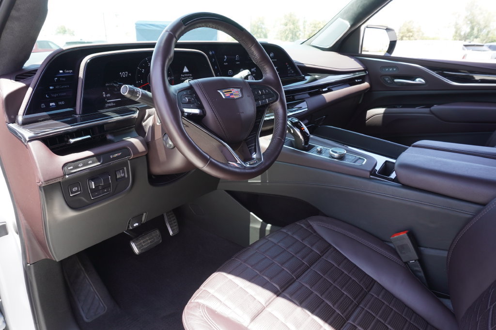 Certified 2023 Cadillac Escalade V w/ Heavy-Duty Trailer Package AWD/4WD image 23