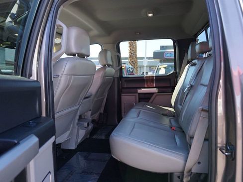 Used 2018 Ford F150 Lariat image 18