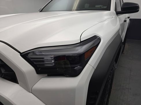 Used 2025 Toyota 4Runner TRD Off-Road AWD/4WD image 11