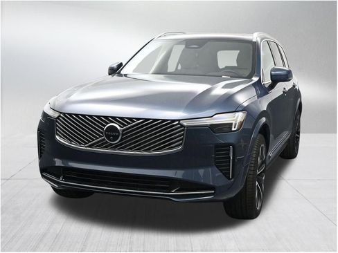 New 2026 Volvo XC90 B6 Plus w/ Protection Package Premier AWD/4WD image 8