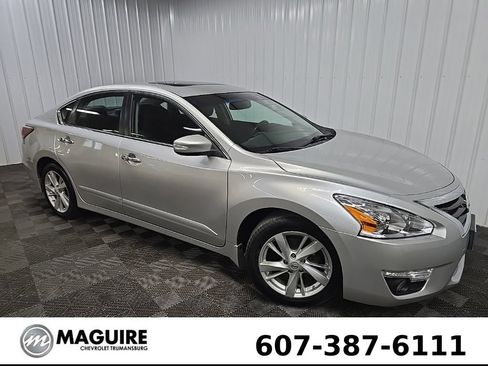 Used 2015 Nissan Altima 2.5 SV w/ Convenience Package FWD image 7