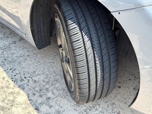 Used 2015 Hyundai Elantra Limited FWD image 10
