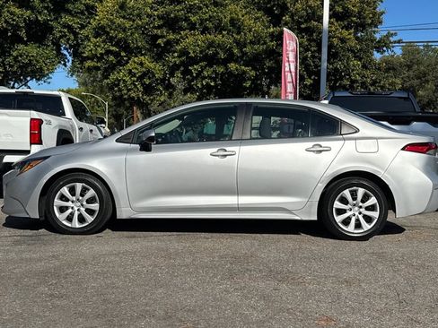 Certified 2025 Toyota Corolla LE FWD image 6