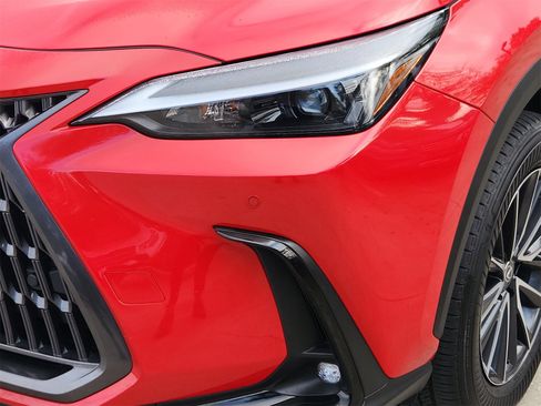 Used 2024 Lexus NX 250 FWD w/ Premium Package image 11