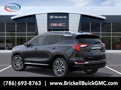 New 2024 GMC Terrain Denali w/ Denali Premium Package image 3