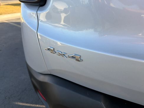 Used 2016 Jeep Renegade Sport w/ Power & Air Group image 9