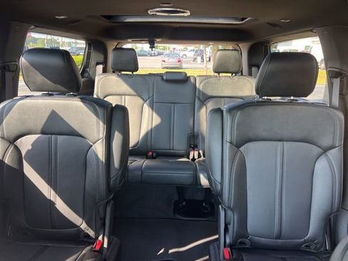 New 2026 Jeep Grand Wagoneer Limited AWD/4WD image 18