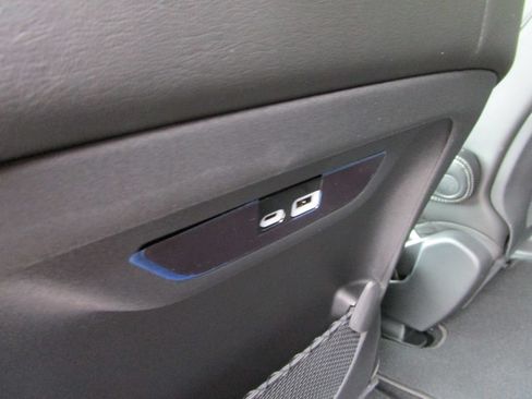 New 2027 Chrysler Pacifica Select w/ Family Tech Group FWD image 18