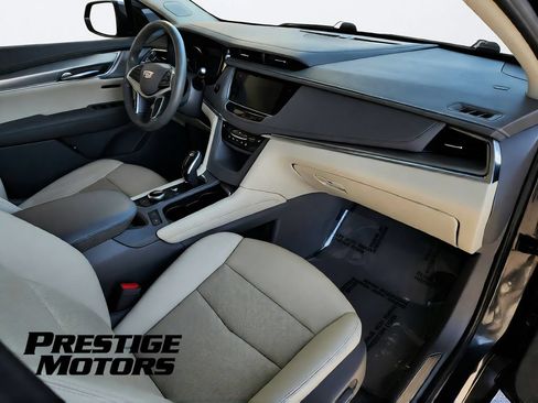 Used 2020 Cadillac XT5 Premium Luxury AWD/4WD image 27