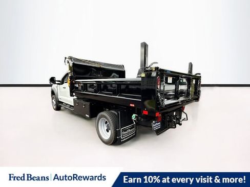 New 2025 Ford F550 4x4 Supercab Super Duty image 4