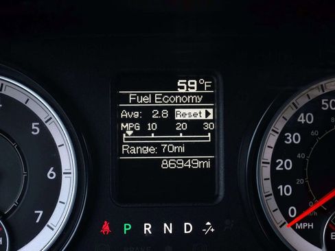 Used 2016 RAM 1500 Tradesman AWD/4WD image 26