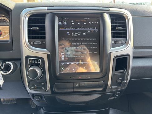 Used 2019 RAM 1500 Classic SLT image 14