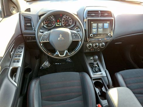 Used 2024 Mitsubishi Outlander Sport SE image 10