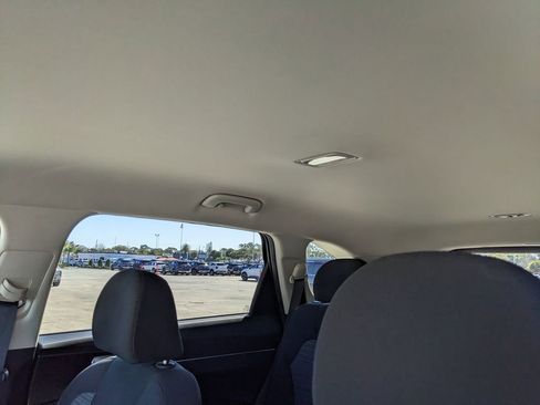 Certified 2023 Kia Sorento LX image 22