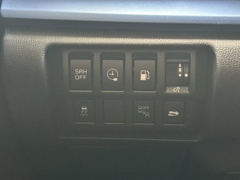 Used 2023 Subaru Crosstrek Hybrid image 33