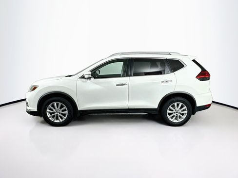 Used 2017 Nissan Rogue SV FWD image 4