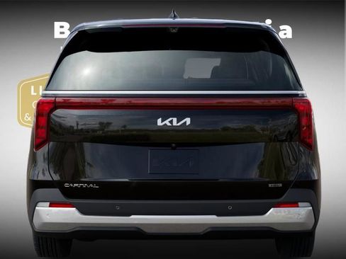 New 2026 Kia Carnival EX FWD image 13