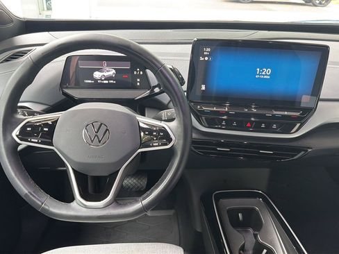 Certified 2024 Volkswagen ID.4 2WD image 18